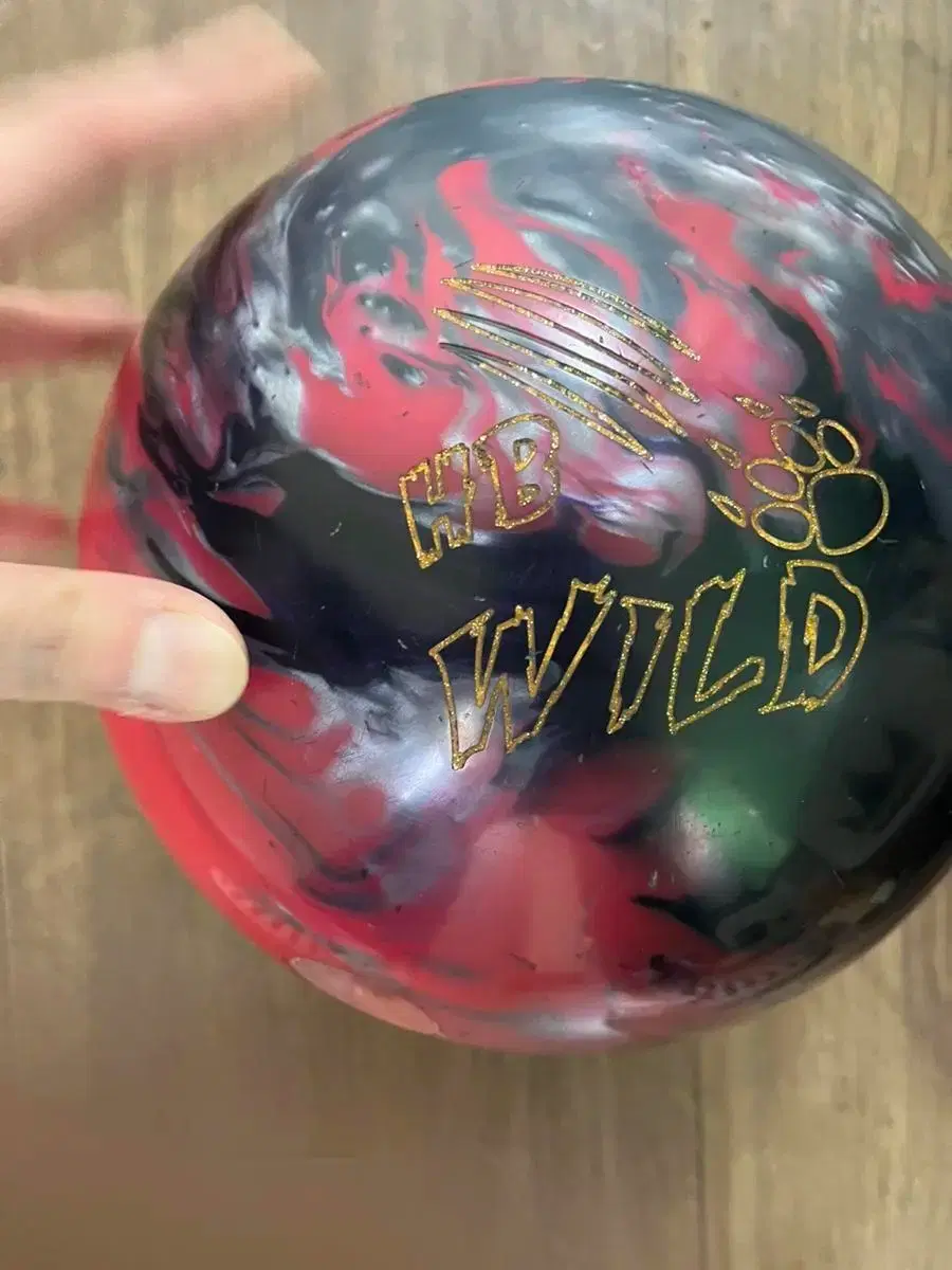 ウルヴァリンミュータント 13P4oz ボウリングボール